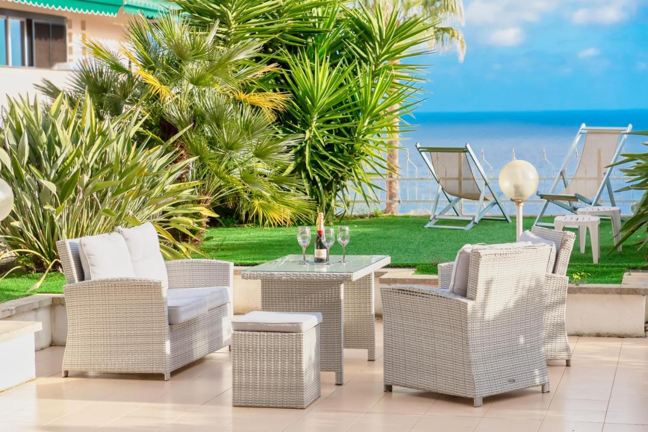Апартаменты I Giardini Del Sole Con Piscina By Wonderful Italy Санремо Экстерьер фото